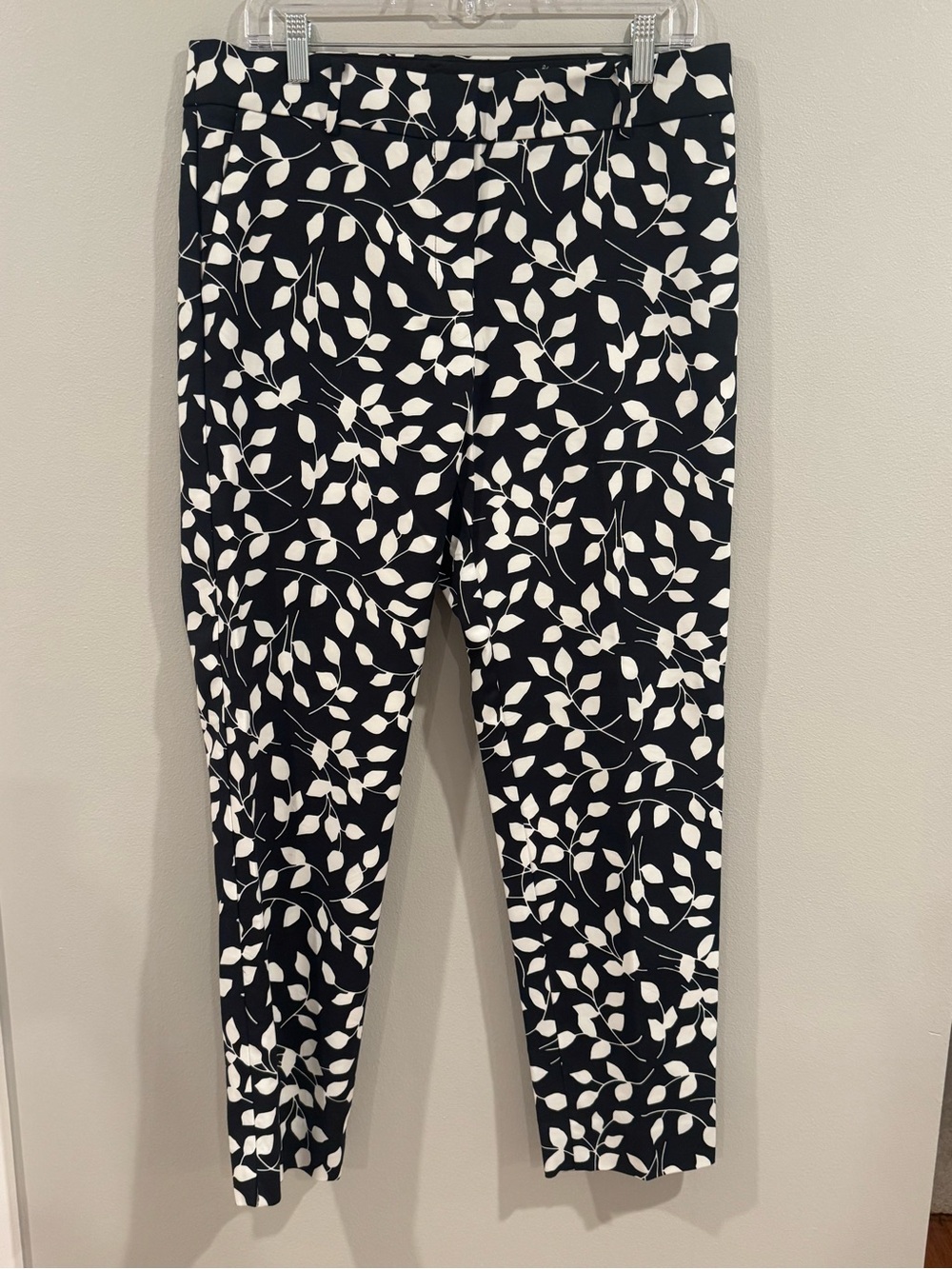 Talbots Womens Pants Black White Sz 10 Hampshire Ankle Career Office